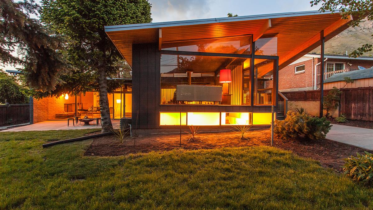 3710 E Millstream Dr